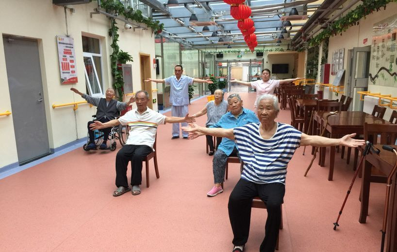 父母年紀(jì)大了如何安全養(yǎng)老？